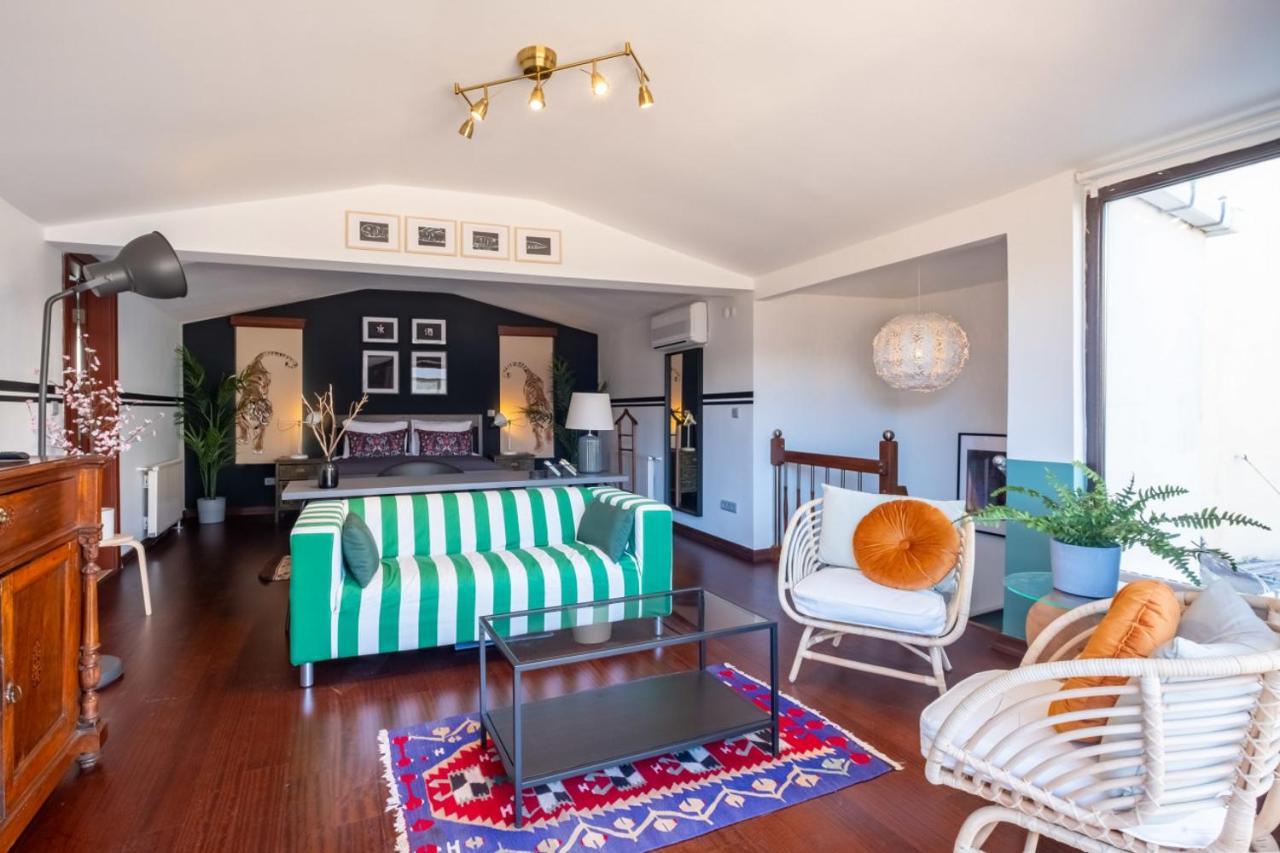 Flat With Terrace Near Istiklal Street Leilighet Istanbul Eksteriør bilde